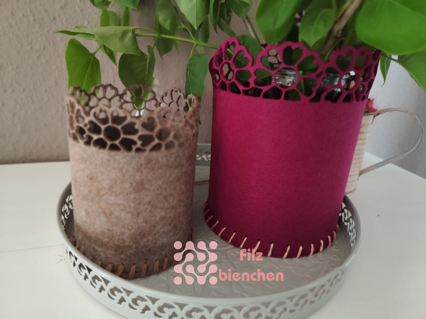 Korb mit Blumenborte A Groß