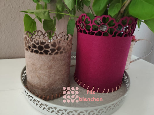 Korb mit Blumenborte A Groß