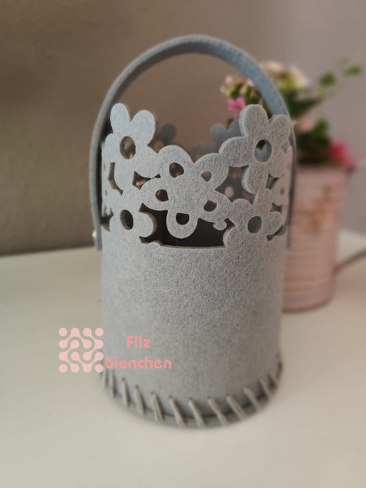 Korb mit Blumenborte B Klein