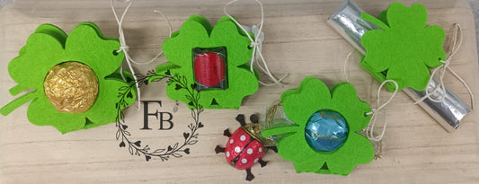 Kleeblatt aufgeklappt für Mon Cherie, 7er Set Stückpreis ab 0.86 Euro zzgl. 19% MwSt.