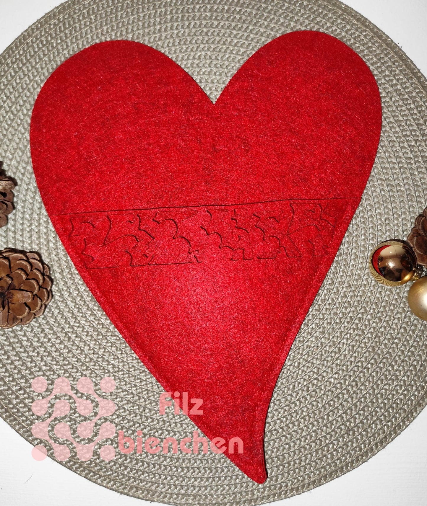 Herztasche geschwungen Groß mit Ausschnitt Herzen, 5er Set, Stückpreis 2,20€ zzgl. Mwst.