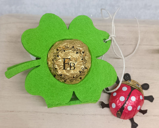 Kleeblatt aufgeklappt für Rocher Kugeln , 8er Set Stückpreis ab 0.75 Euro zzgl. 19% MwSt.