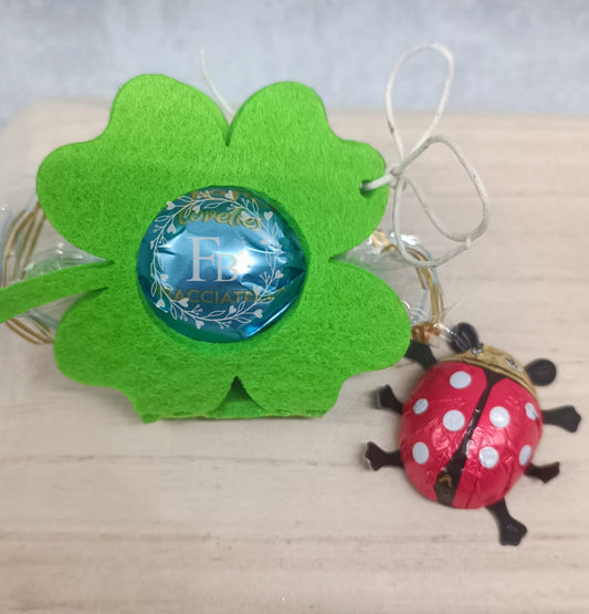 SPARSET Kleeblatt aufgeklappt für Schokokugeln, 34er Set Stückpreis ab 0.38 Euro zzgl. 19% MwSt.