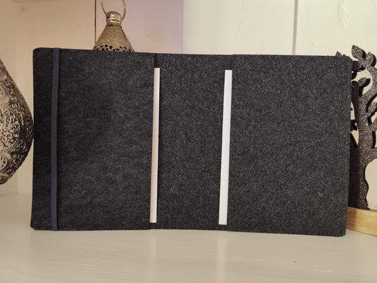 Equidenpass zum aufklappen.