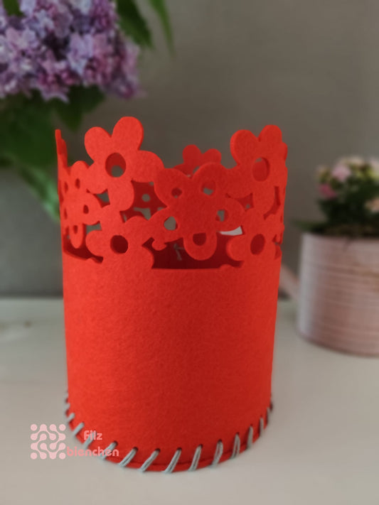 Korb mit Blumenborte B Groß