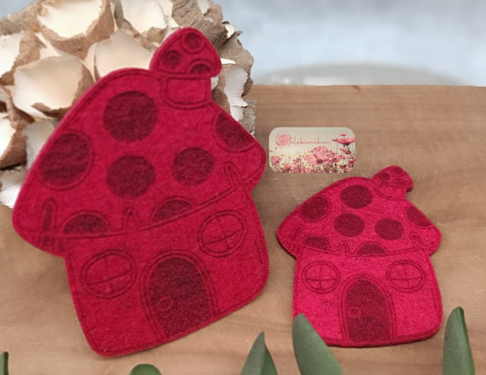 Wichtelhaus mit Türe und Fenster 8 cm (10er Set) Stückpreis ab 0.44 Euro zzgl. 19% MwSt.