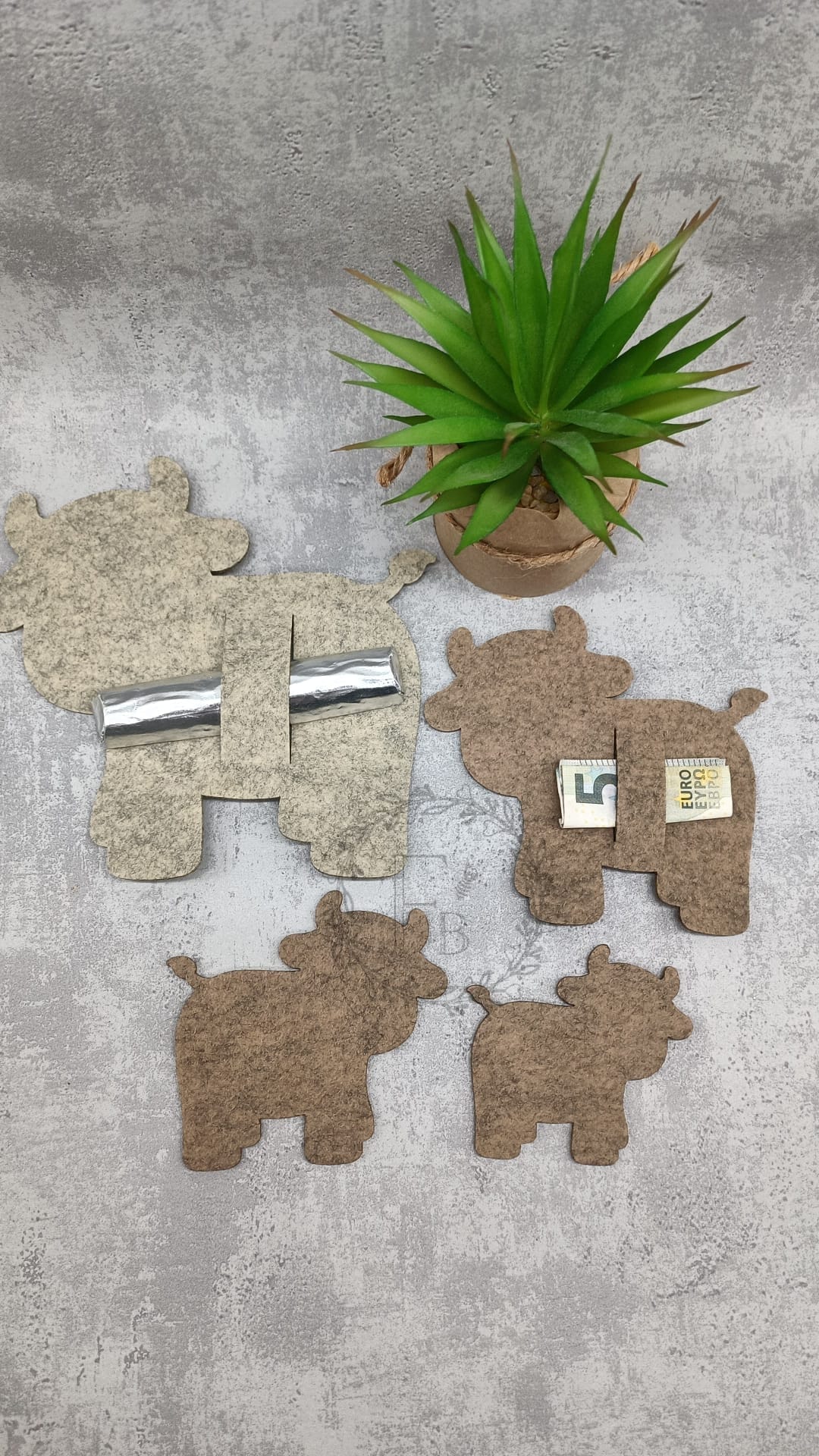 Kuh 10 cm (10er Set) Stückpreis ab 0.35 Euro zzgl. 19% MwSt.