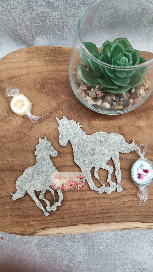 Pferd galoppierend 8 cm (10er Set)