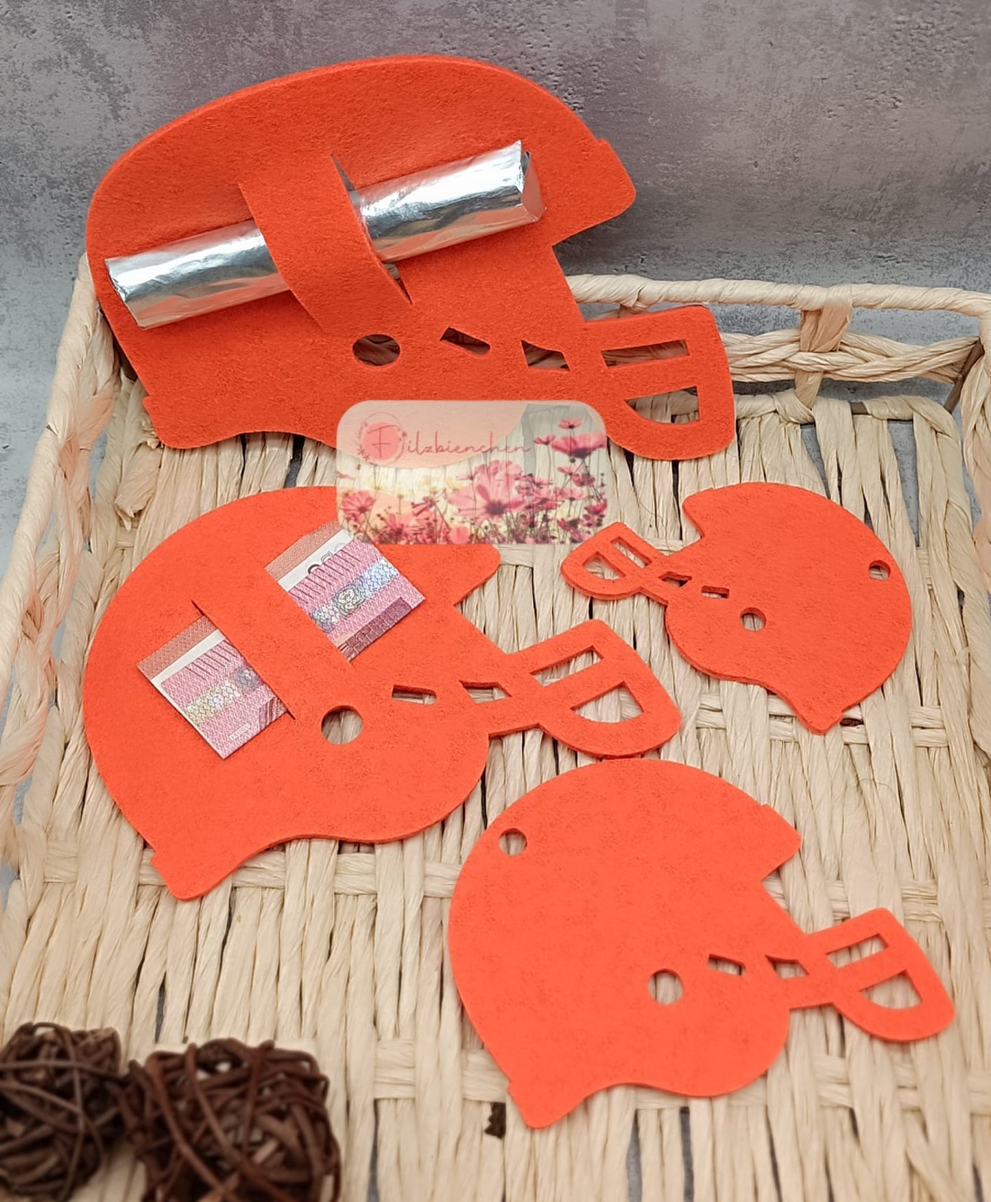 Helm Football 8 cm (10er Set) Stückpreis ab 0.26 Euro zzgl. 19 % MwSt.