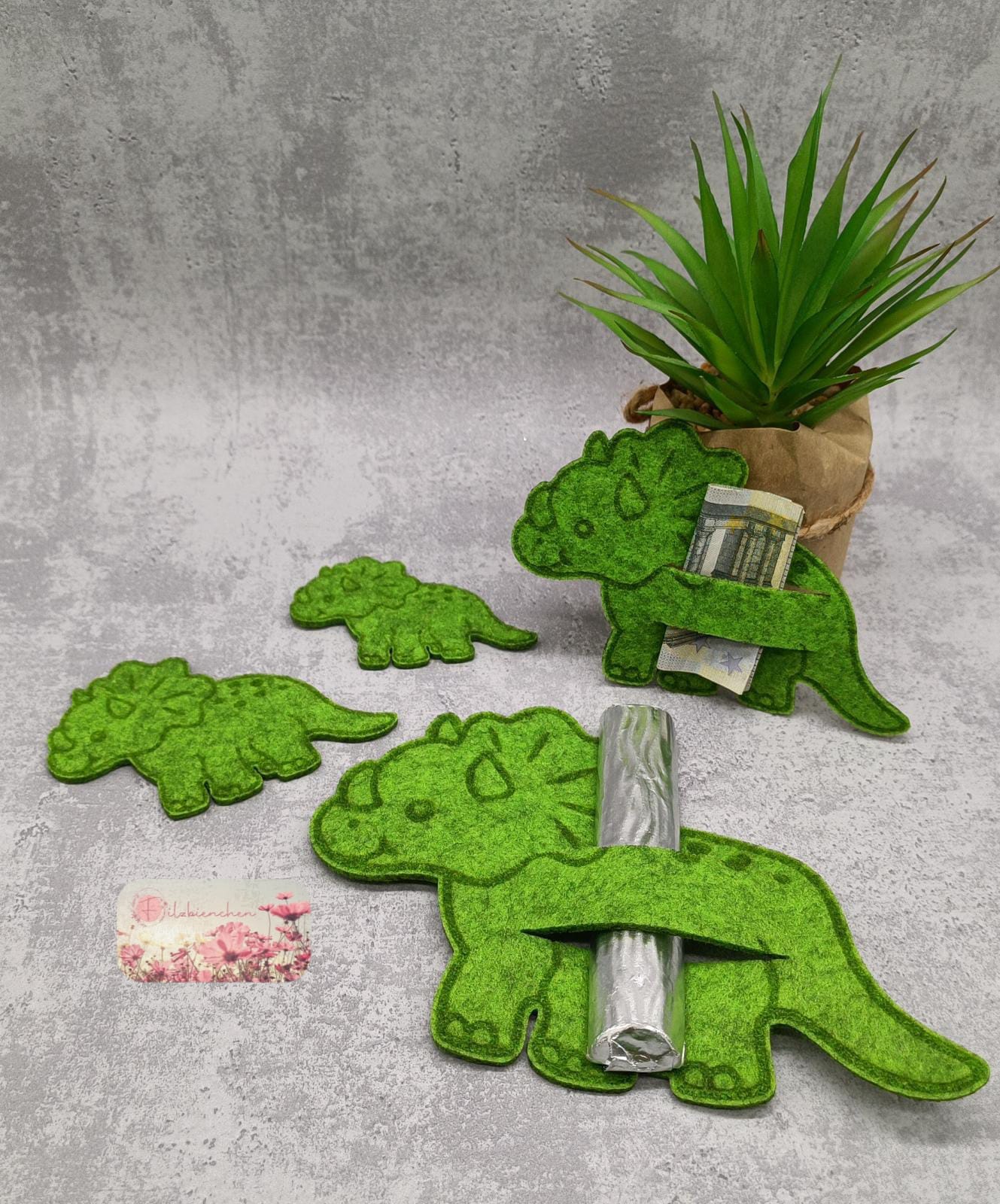 Dino Tritop Graviert 10 cm (10er Set) Stückpreis 0,52 Euro zzgl. 19% MwSt.