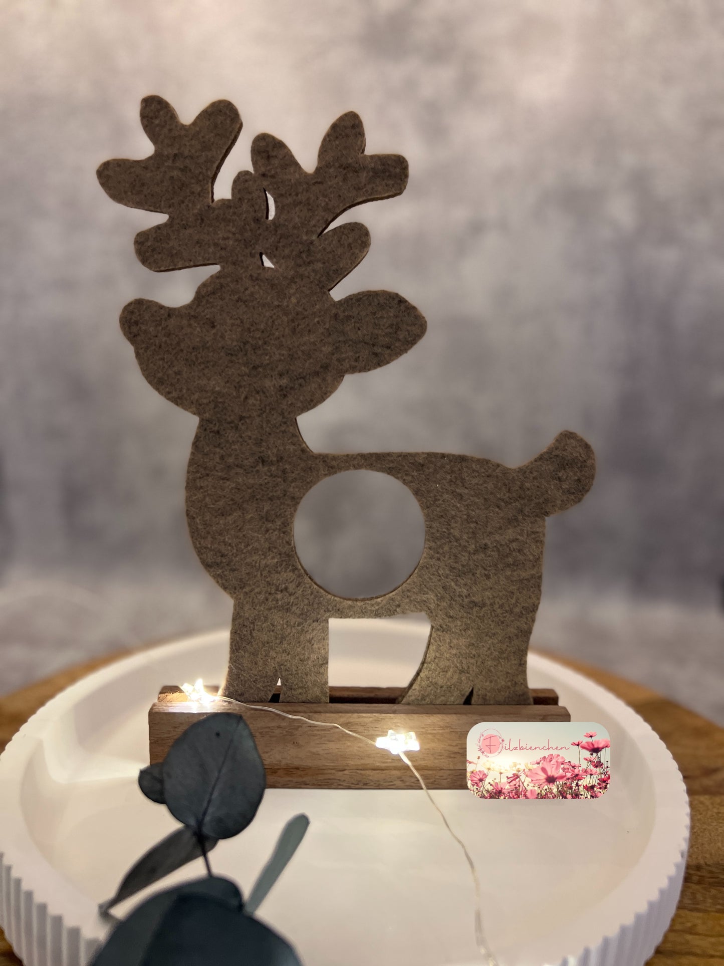 Rentier klein, Bastelset mit Holzständer Nußbaum (8 er Sparset) Stückpreis 6,50€