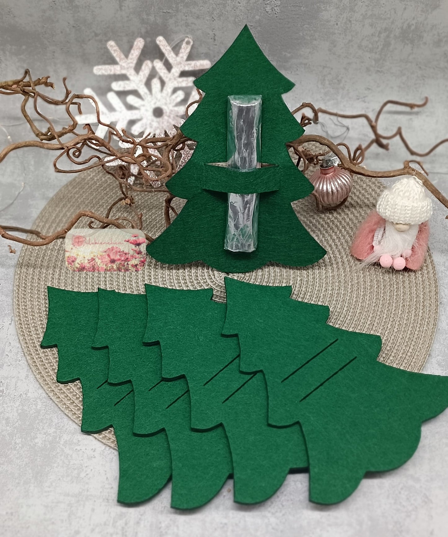 Sparset Tannenbaum B, mit Schlitz Schokolade 5 Stück Stückpreis ab 1.40 Euro zzgl. 19% MwSt.