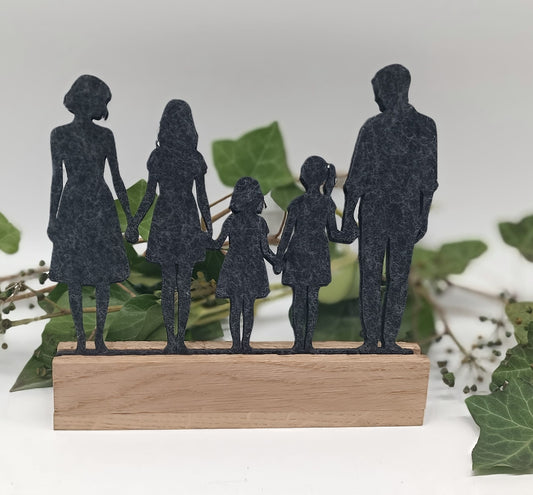 Familie mit drei Töchtern Holzfigur