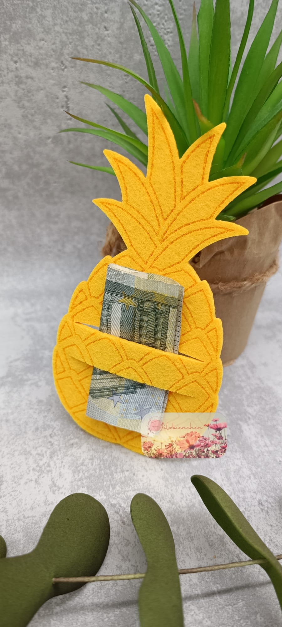 Ananas  Graviert mit Schlitz Geld