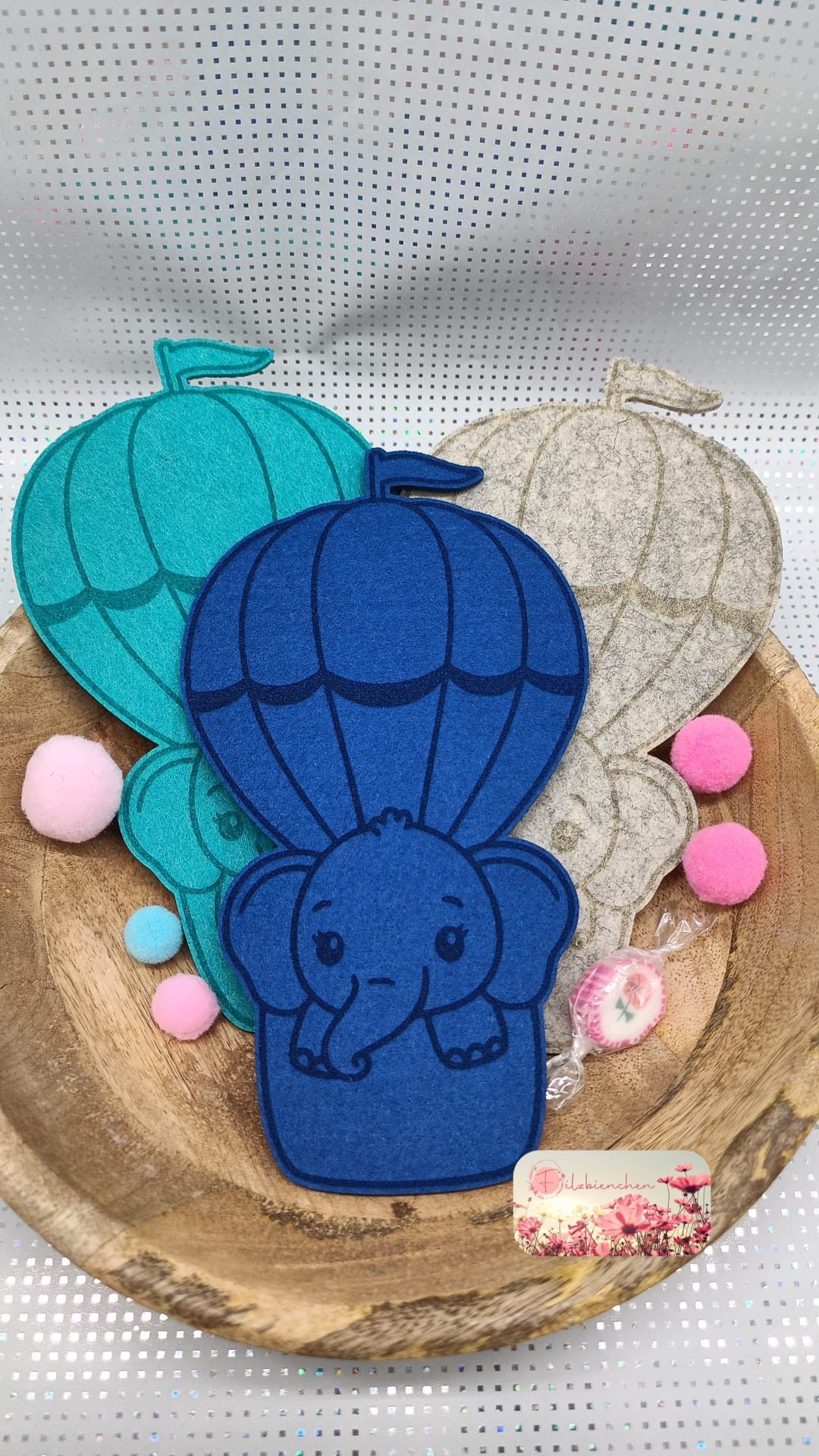 Elefant im Ballon groß 30cm